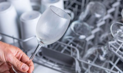 دلیل اصلی کدر شدن ظروف در ماشین ظرفشویی